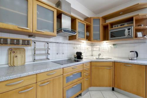 3min2centre - 2 BR, garage, view, Bratislava (Foto 7)