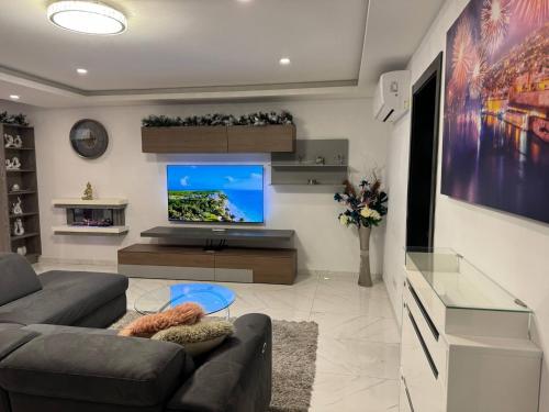 4 Marsascala Sea View Apartment Hpi9934