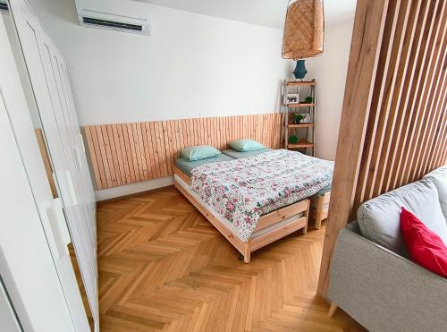 Big Stay - 4 Bedroom, 2 Bathroom Old Town Apartment with AC, Bratislava (fotografie 6)