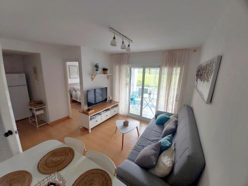  Apartamento a 300 mts de la playa, 25 minutos de Port Aventura y 50 de Barcelona in Comarruga