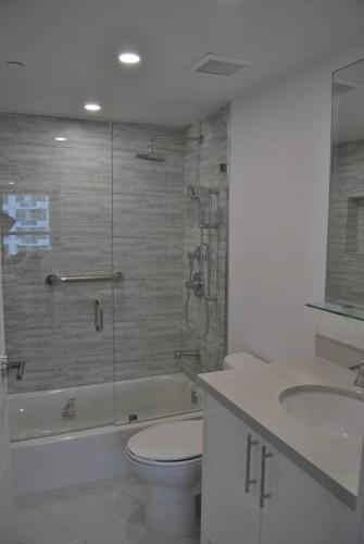Luxury Beachfront 3 Bedroom Miami Beach Condo, in Miami Beach, USA