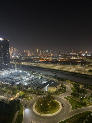 One Park Avenue CITY VIEW 3 BEDROOMS HOILDAY HOME NEAR DUBAI MALL, Dubaj
