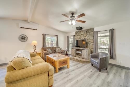 Snowy Peak Views and Cozy Game Nights Pine Home · Pine