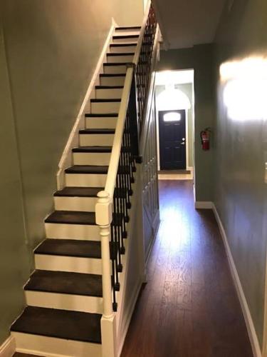 202 Private Room-Double Twin Bed in CoHi DC! in Washington, USA