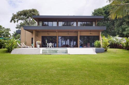 Villa Assinie on the beach in Esterillos Villa Assinie on the beach in Esterillos