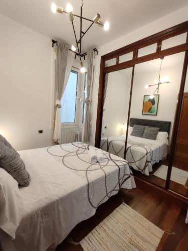 HABITACION PLAZA ZABALBURU 5