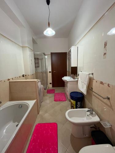 ห้องน้ำ, Casa Salinella in ซาลีนากรันเด