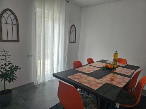 Warburg, FeWo Sweet Home 2,5 Zi- EG-separater Eingang - Parkplatz - Terasse- komfortabel,renoviert, Warburg (fotografie 6)