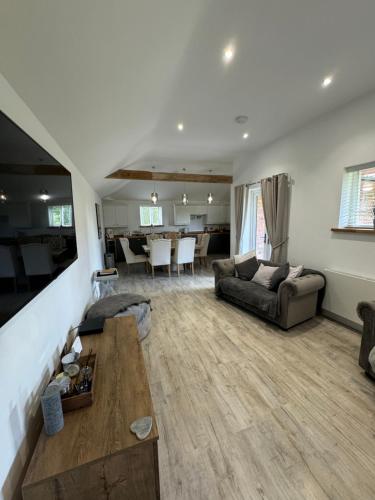 Boundary Cottage in Pickering