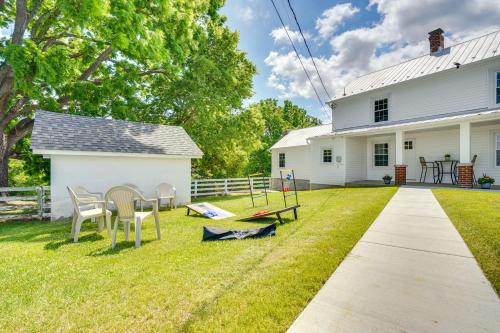 Historic Jefferson Farmhouse - Hike, Bike & Raft! in Brunswick (MD)