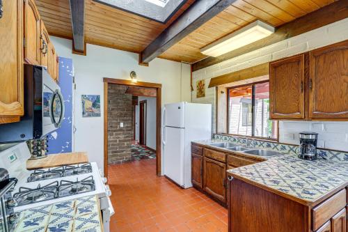 Montecito Adobe Home with Ridge and City Skyline View in Santa Barbara, USA