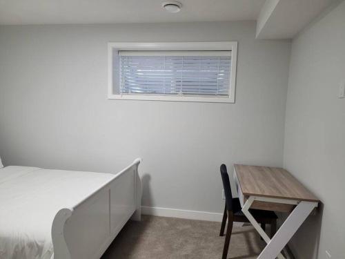 Beautiful Comfy Guest Suite in West EDM, Edmonton, Alberta