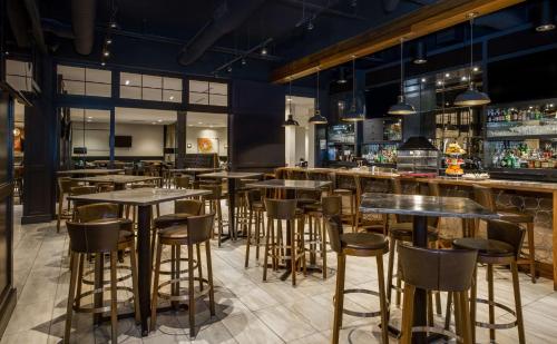 Sonesta Charlotte Executive Park - image 6