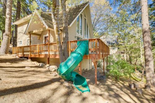 Chic Lake Arrowhead Retreat 4 Seasons of Fun! in Lake Arrowhead, USA