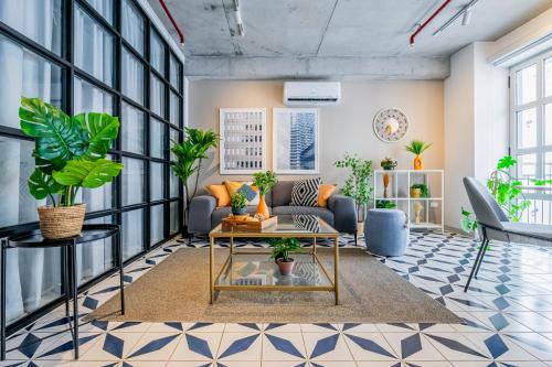 Two-Bedroom Deluxe Apartment with Balcony room in Casa Contemporánea by Wynwood House