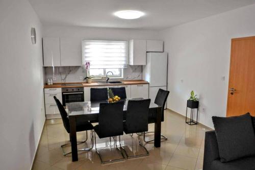 Apartments by the sea Brna Korcula - 10065 - image 4