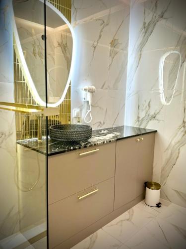 Golden Park Aparthotel