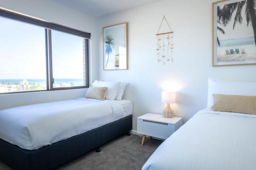 Breezy Kings Beach Apartment with Ocean Views - image 2