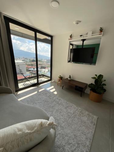 Okapi - Full Apartment in the Heart of San José - image 3