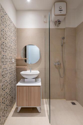 Ellavie Aparthouse Kerobokan - image 4