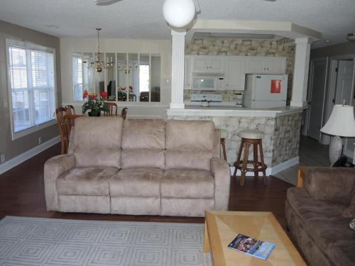 Brunswick Plantation Family Villa 1609 in Calabash, USA