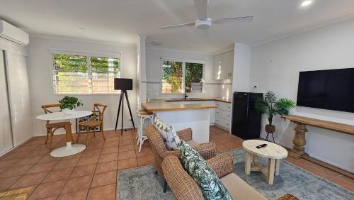 Four-Bedroom House image 10