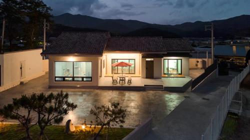 Gyeongju Charm Pension