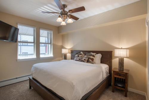 Charming Fraser Crossing Founders Pointe condo with Easy Gondola Access condo in Winter Park (CO)