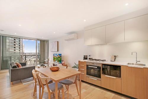 Astra Apartments Docklands