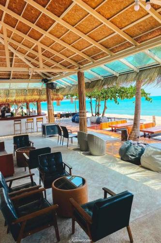 Bar/lounge, Hotel Villa Aokhanom Beachfront in Khanom