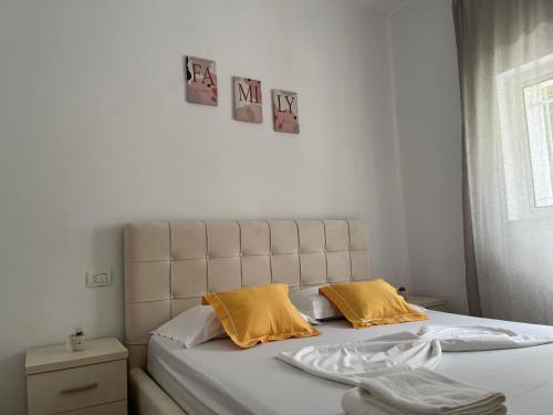 One-Bedroom Apartment image 6