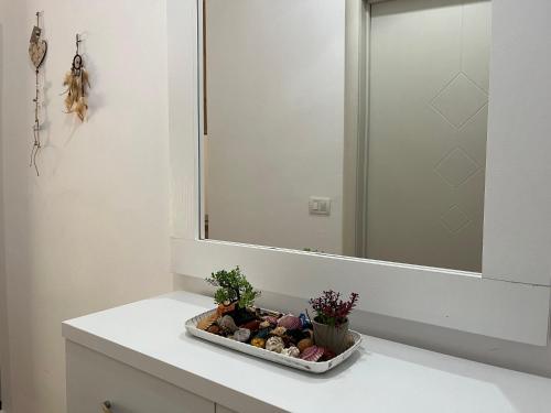One-Bedroom Apartment image 2