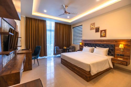 Aotel by Clarks Inn Palampur, Palampur (photo 8)