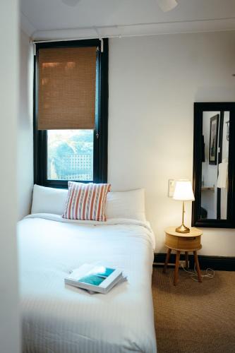 Cremorne Point Manor - main image