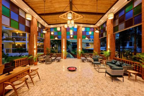 大堂, Sea Breeze Sarovar Portico Varca Goa in 卡烏羅西姆