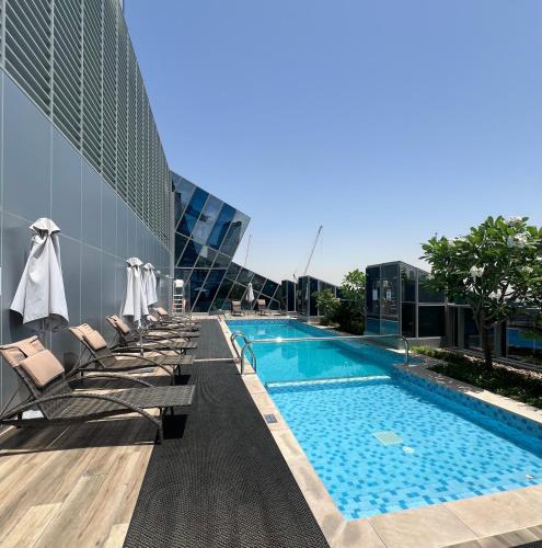 Escape 24 Supreme 2BR J One Tower Business Bay Dubai, Dubaj (zdjęcie 6)