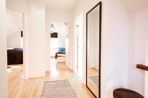 Akureyri Central House - image 14