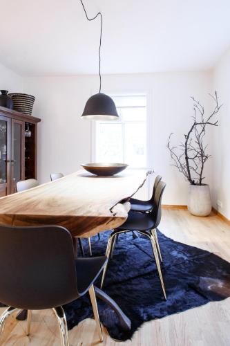 Akureyri Central House - image 11