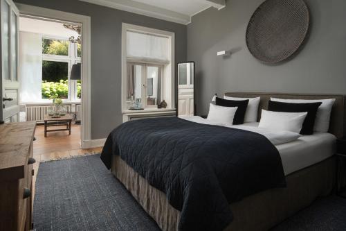 574219745 Landhaus Flottbek Boutique Hotel