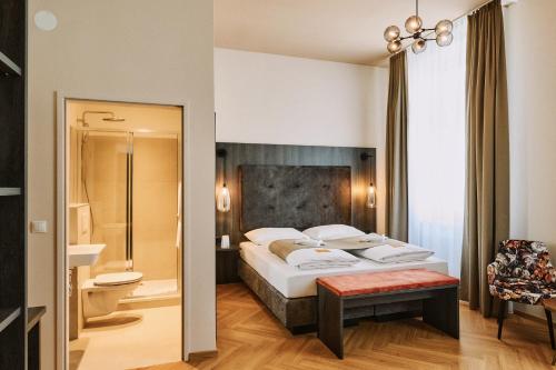 Hotel Pension Residenz - image 12