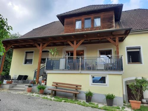 Viesnīcas āriene, Großes Appartement mit 2 Schlafzimmer für 4 Personen (Großes Appartement mit 2 Schlafzimmer fur 4 Personen) in Sankt Paul Im Lavanttal