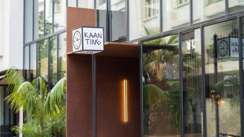 Kaan Casablanca, Casablanca (foto 6)
