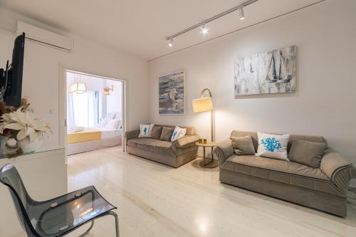 L'appartement blanc dans le centre de Glyfada - image 9