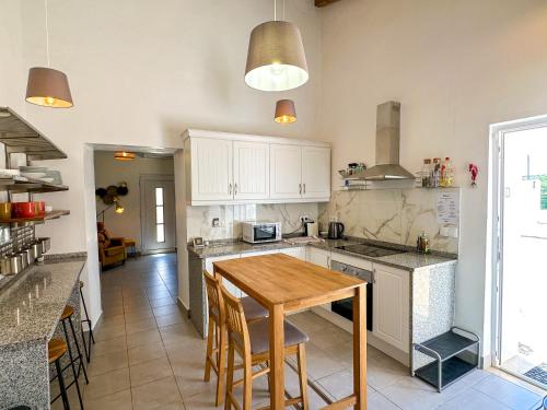 Kitchen, Casa de Aloe in Paderne