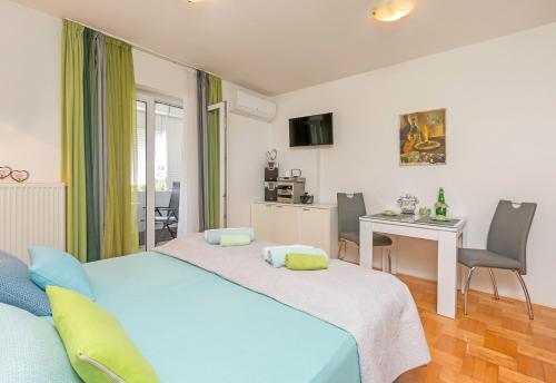 Jasna - apartman studio, Pula (Foto 10)