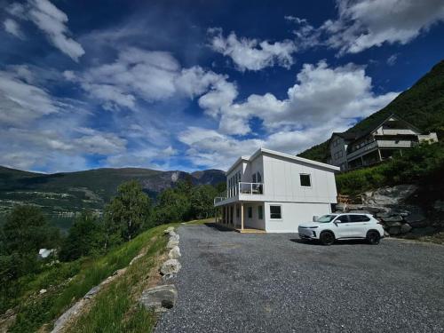 Modern cabin with panorama view in โอลเดน