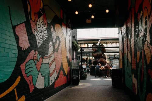 Bullitt Hotel - image 6