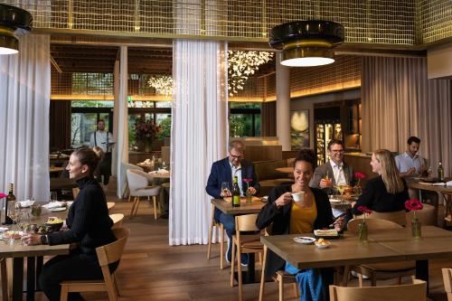 Parkhotel Zug - main image