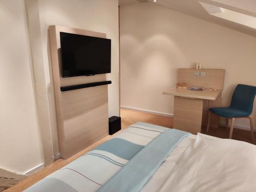 1 twin bed