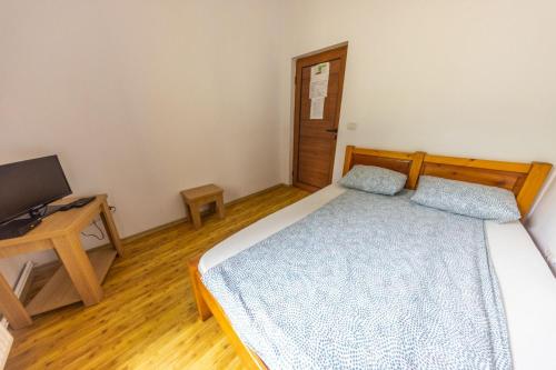 1 double bed